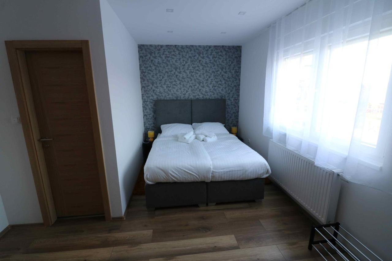 Forum Apartmani I Sobe Donji Miholjac Exteriér fotografie